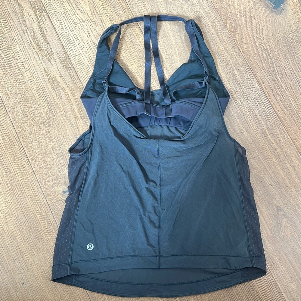 Lululemon grey bra & top